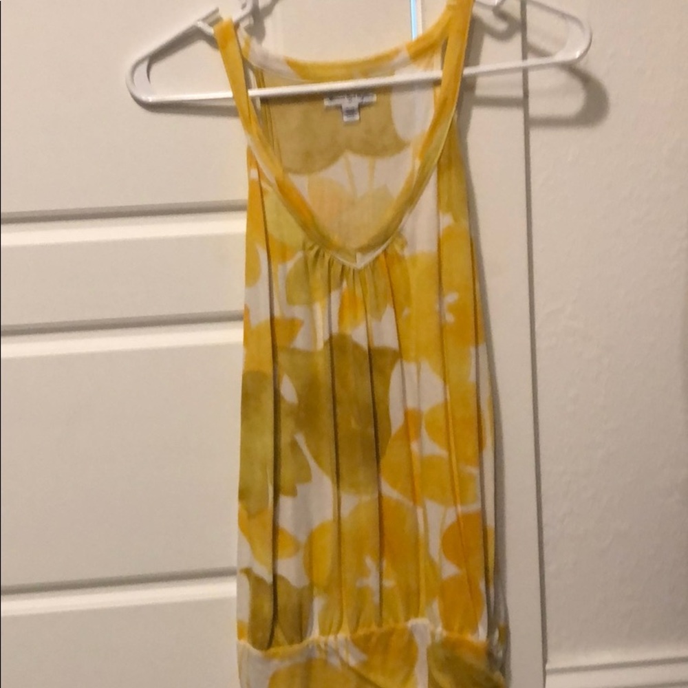 American Eagle yellow and white print tank